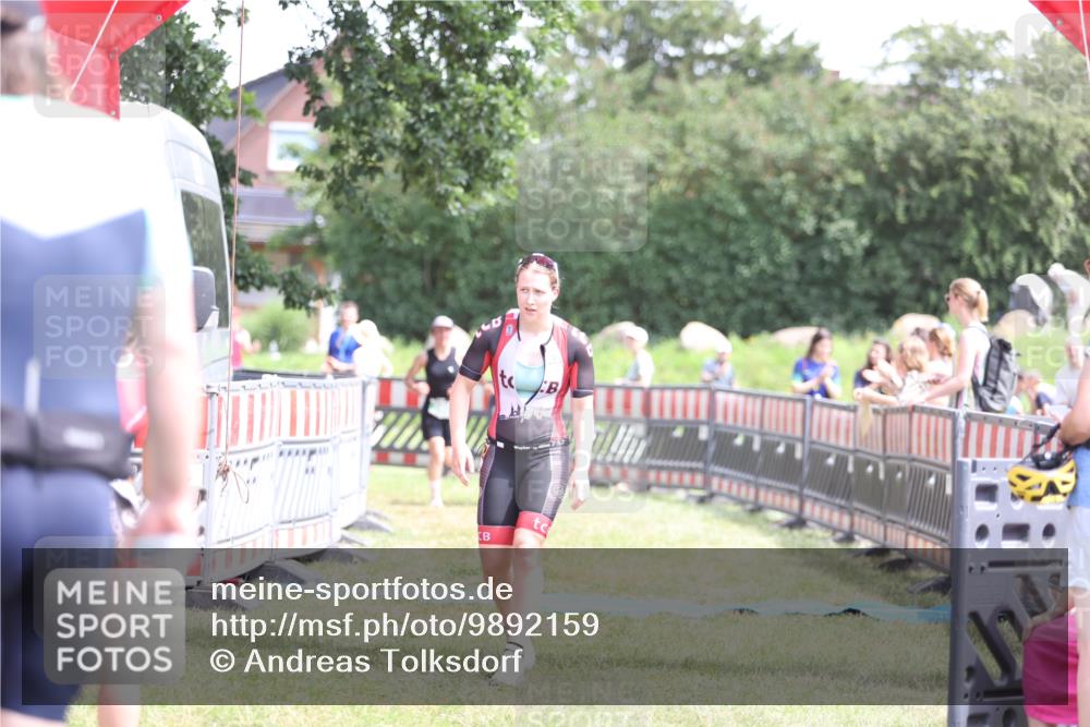 21.06.2026 - 29. Vierlanden-Triathlon Andreas Tolksdorf http://msf.ph/oto/9892159 21.06.2026 13:37:46 Ziel 846, 870, 1002, 846, 870, 1002 meine-sportfotos.de