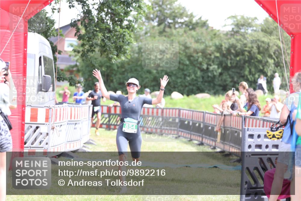 21.06.2026 - 29. Vierlanden-Triathlon Andreas Tolksdorf http://msf.ph/oto/9892216 21.06.2026 13:38:29 Ziel 763, 854, 763, 854 meine-sportfotos.de