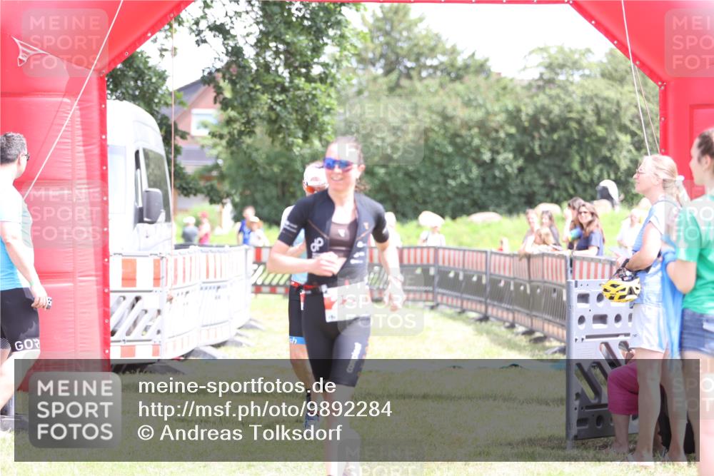 21.06.2026 - 29. Vierlanden-Triathlon Andreas Tolksdorf http://msf.ph/oto/9892284 21.06.2026 13:39:31 Ziel 115, 225, 115, 225 meine-sportfotos.de