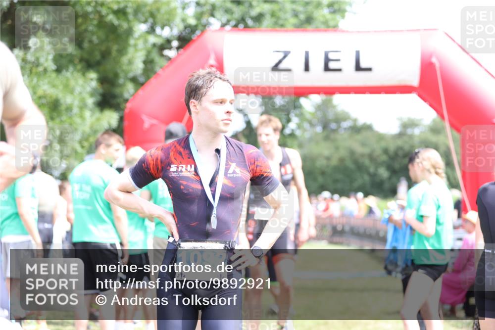 21.06.2026 - 29. Vierlanden-Triathlon Andreas Tolksdorf http://msf.ph/oto/9892921 21.06.2026 13:52:46 Ziel 20, 120, 257, 1029, 20, 120, 257, 1029 meine-sportfotos.de