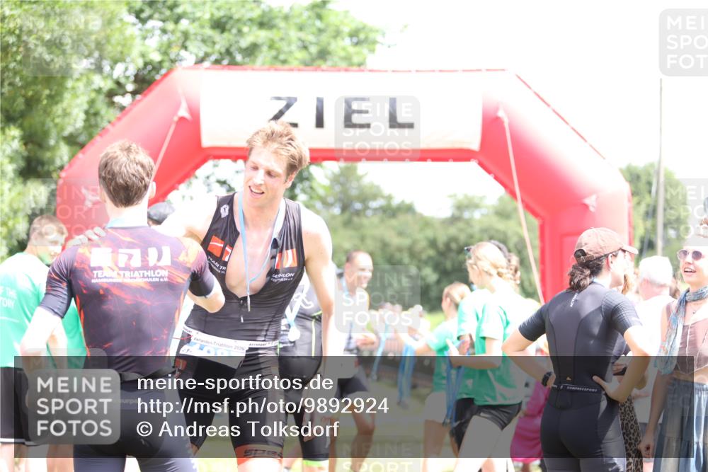 21.06.2026 - 29. Vierlanden-Triathlon Andreas Tolksdorf http://msf.ph/oto/9892924 21.06.2026 13:52:49 Ziel 20, 257, 20, 257 meine-sportfotos.de