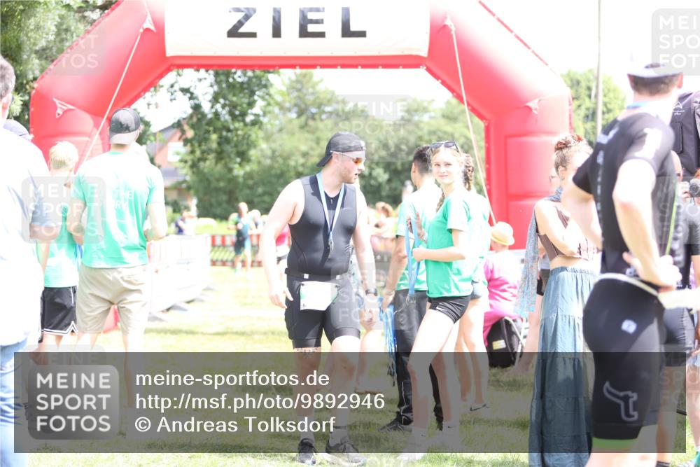 21.06.2026 - 29. Vierlanden-Triathlon Andreas Tolksdorf http://msf.ph/oto/9892946 21.06.2026 13:53:15 Ziel 861, 1036, 861, 1036 meine-sportfotos.de