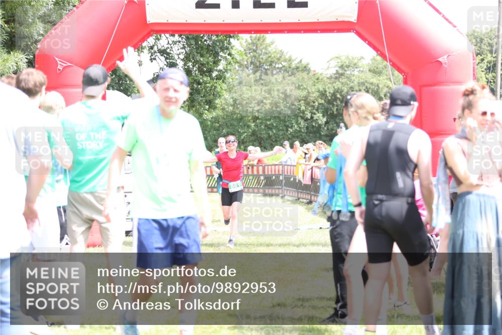 21.06.2026 - 29. Vierlanden-Triathlon Andreas Tolksdorf http://msf.ph/oto/9892953 21.06.2026 13:53:17 Ziel 861, 1036, 1052, 861, 1036, 1052 meine-sportfotos.de