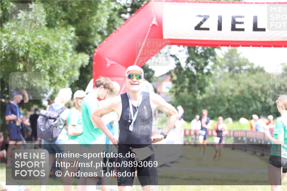 21.06.2026 - 29. Vierlanden-Triathlon Andreas Tolksdorf http://msf.ph/oto/9893069 21.06.2026 13:59:21 Ziel 260, 847, 890, 1058, 260, 847, 890, 1058 meine-sportfotos.de
