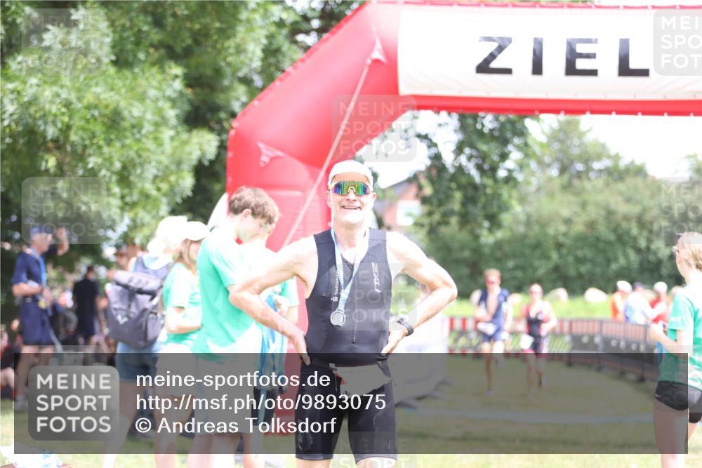 21.06.2026 - 29. Vierlanden-Triathlon Andreas Tolksdorf http://msf.ph/oto/9893075 21.06.2026 13:59:21 Ziel 260, 847, 890, 1058, 260, 847, 890, 1058 meine-sportfotos.de