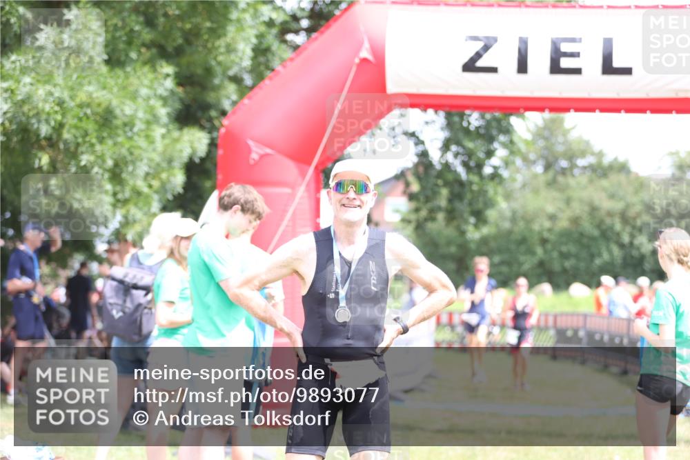21.06.2026 - 29. Vierlanden-Triathlon Andreas Tolksdorf http://msf.ph/oto/9893077 21.06.2026 13:59:21 Ziel 260, 847, 890, 1058, 260, 847, 890, 1058 meine-sportfotos.de