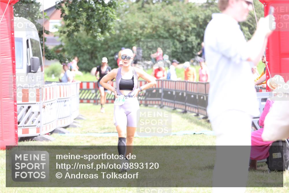 21.06.2026 - 29. Vierlanden-Triathlon Andreas Tolksdorf http://msf.ph/oto/9893120 21.06.2026 14:00:17 Ziel 223, 832, 883, 1091, 223, 832, 883, 1091 meine-sportfotos.de