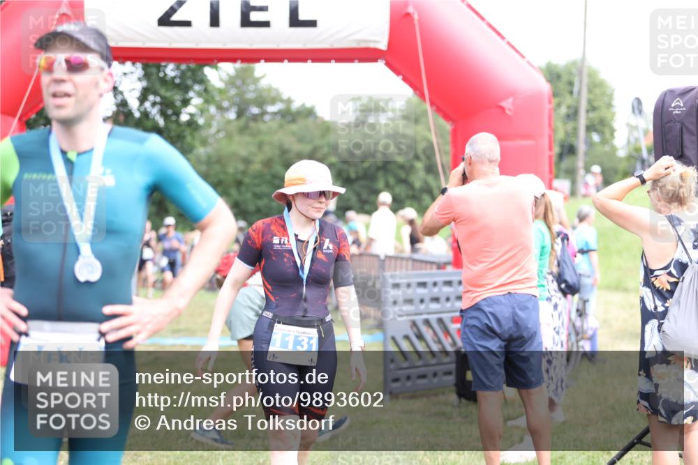 21.06.2026 - 29. Vierlanden-Triathlon Andreas Tolksdorf http://msf.ph/oto/9893602 21.06.2026 14:13:27 Ziel 771, 829, 1128, 771, 829, 1128 meine-sportfotos.de