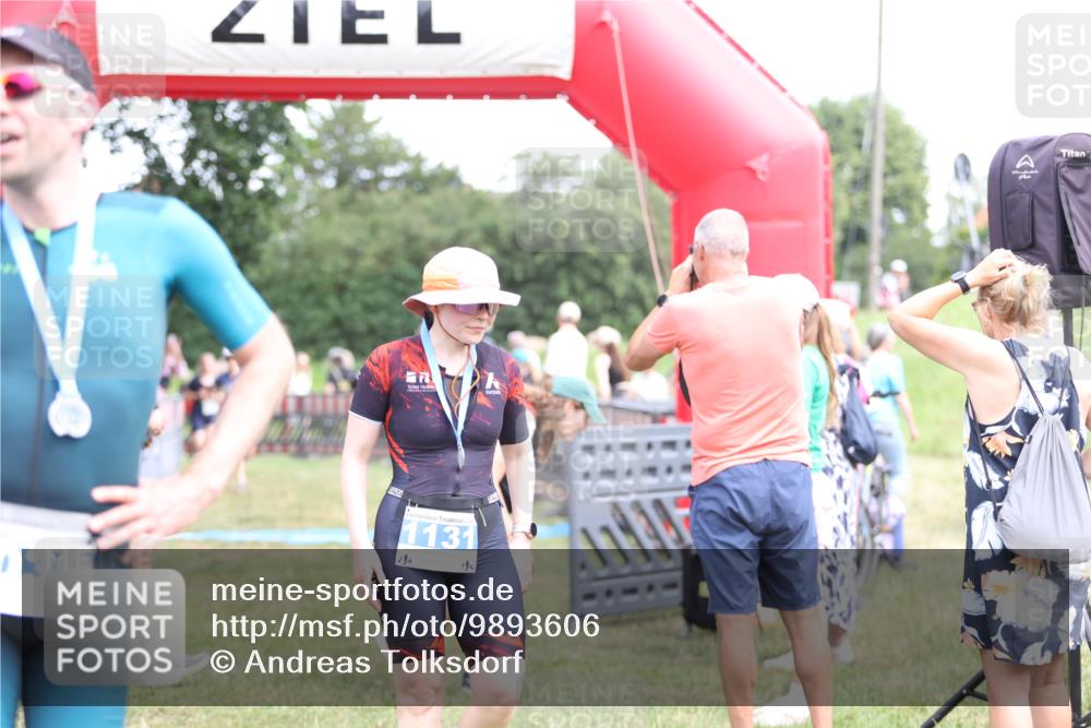 21.06.2026 - 29. Vierlanden-Triathlon Andreas Tolksdorf http://msf.ph/oto/9893606 21.06.2026 14:13:27 Ziel 771, 829, 1128, 771, 829, 1128 meine-sportfotos.de