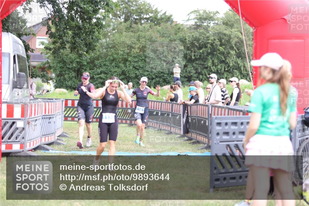 21.06.2026 - 29. Vierlanden-Triathlon Andreas Tolksdorf http://msf.ph/oto/9893644 21.06.2026 14:14:07 Ziel 1112, 1114, 1139, 1161, 1112, 1114, 1139, 1161 meine-sportfotos.de