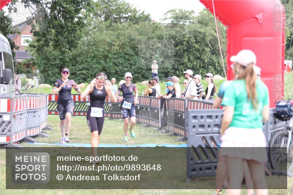 21.06.2026 - 29. Vierlanden-Triathlon Andreas Tolksdorf http://msf.ph/oto/9893648 21.06.2026 14:14:08 Ziel 1112, 1114, 1139, 1157, 1161, 1112, 1114, 1139, 1157, 1161 meine-sportfotos.de