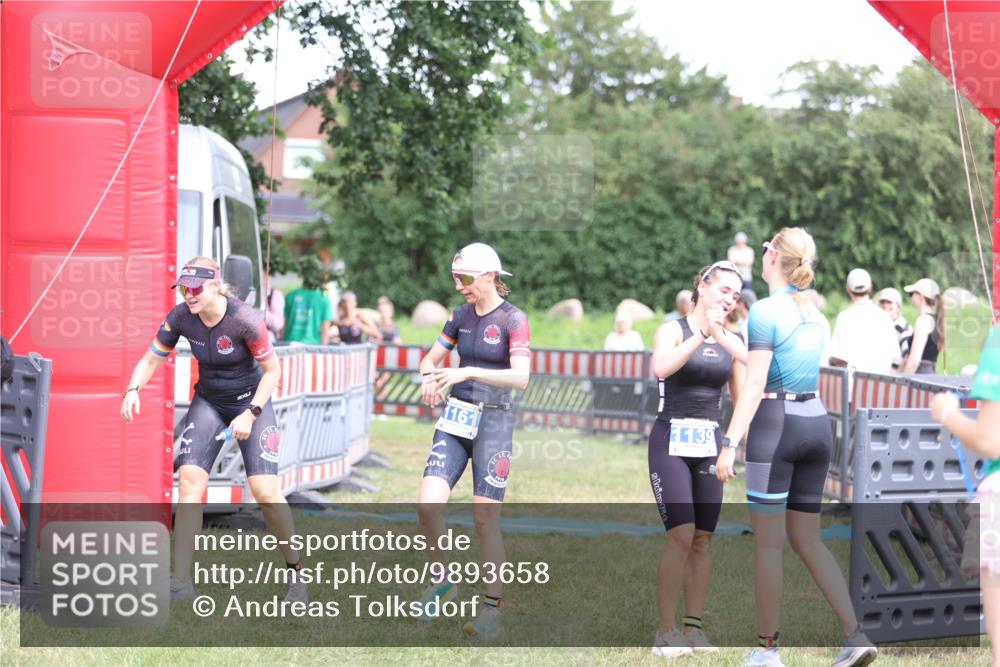 21.06.2026 - 29. Vierlanden-Triathlon Andreas Tolksdorf http://msf.ph/oto/9893658 21.06.2026 14:14:11 Ziel 1112, 1114, 1157, 1161, 1112, 1114, 1157, 1161 meine-sportfotos.de