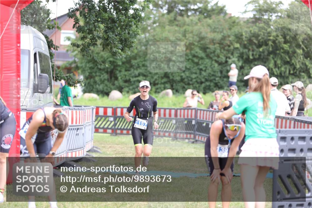 21.06.2026 - 29. Vierlanden-Triathlon Andreas Tolksdorf http://msf.ph/oto/9893673 21.06.2026 14:14:19 Ziel 1114, 1157, 1114, 1157 meine-sportfotos.de