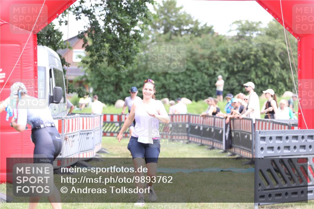 21.06.2026 - 29. Vierlanden-Triathlon Andreas Tolksdorf http://msf.ph/oto/9893762 21.06.2026 14:16:40 Ziel 830, 1111, 1144, 830, 1111, 1144 meine-sportfotos.de