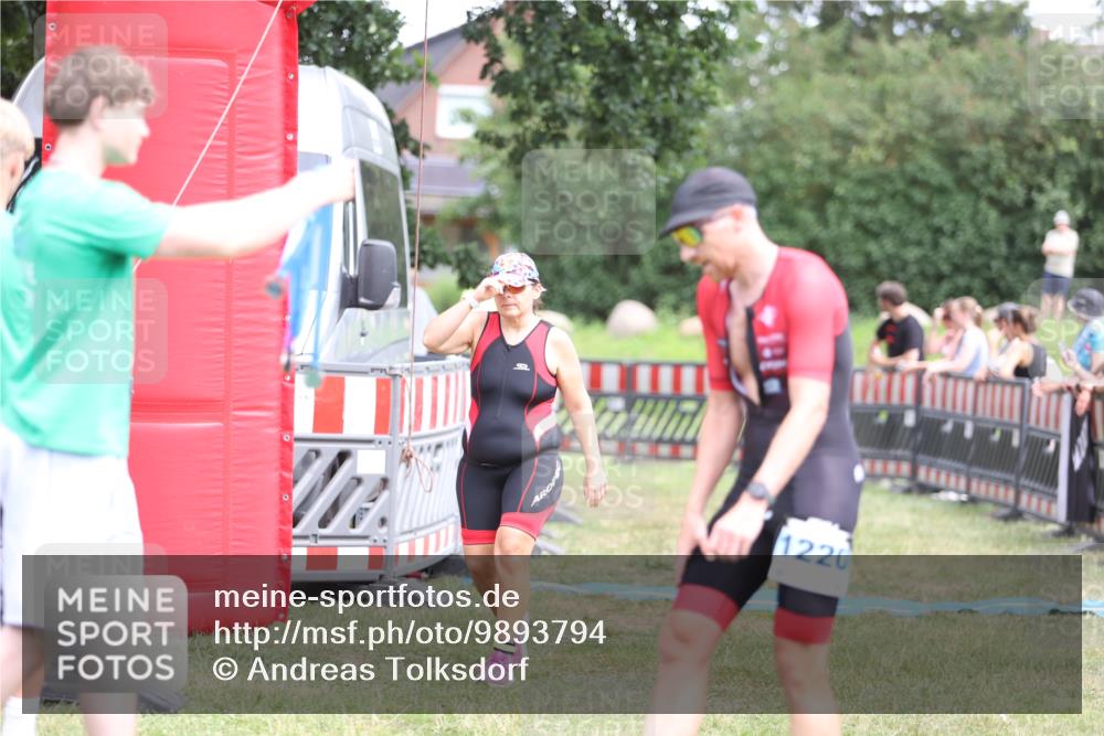 21.06.2026 - 29. Vierlanden-Triathlon Andreas Tolksdorf http://msf.ph/oto/9893794 21.06.2026 14:17:08 Ziel 89, 850, 1129, 1155, 1173, 89, 850, 1129, 1155, 1173 meine-sportfotos.de