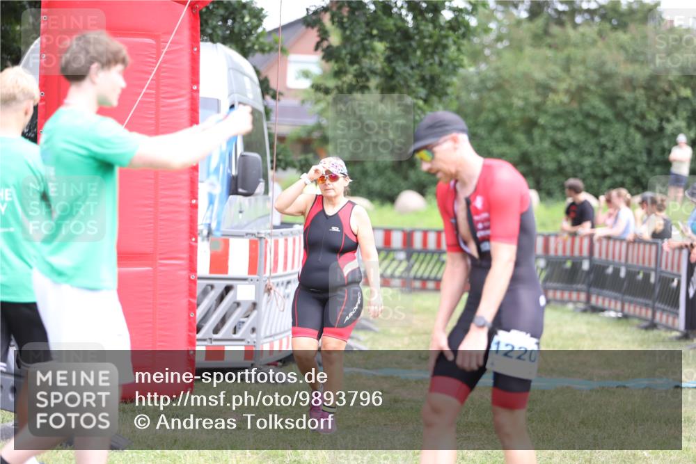 21.06.2026 - 29. Vierlanden-Triathlon Andreas Tolksdorf http://msf.ph/oto/9893796 21.06.2026 14:17:08 Ziel 89, 850, 1129, 1155, 1173, 89, 850, 1129, 1155, 1173 meine-sportfotos.de
