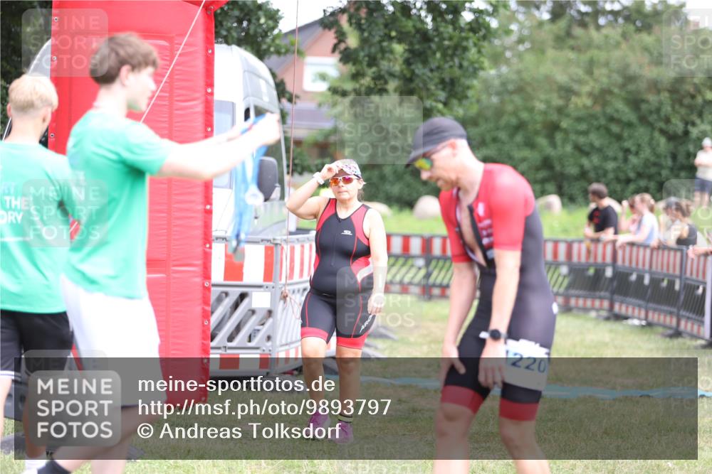 21.06.2026 - 29. Vierlanden-Triathlon Andreas Tolksdorf http://msf.ph/oto/9893797 21.06.2026 14:17:08 Ziel 89, 850, 1129, 1155, 1173, 89, 850, 1129, 1155, 1173 meine-sportfotos.de