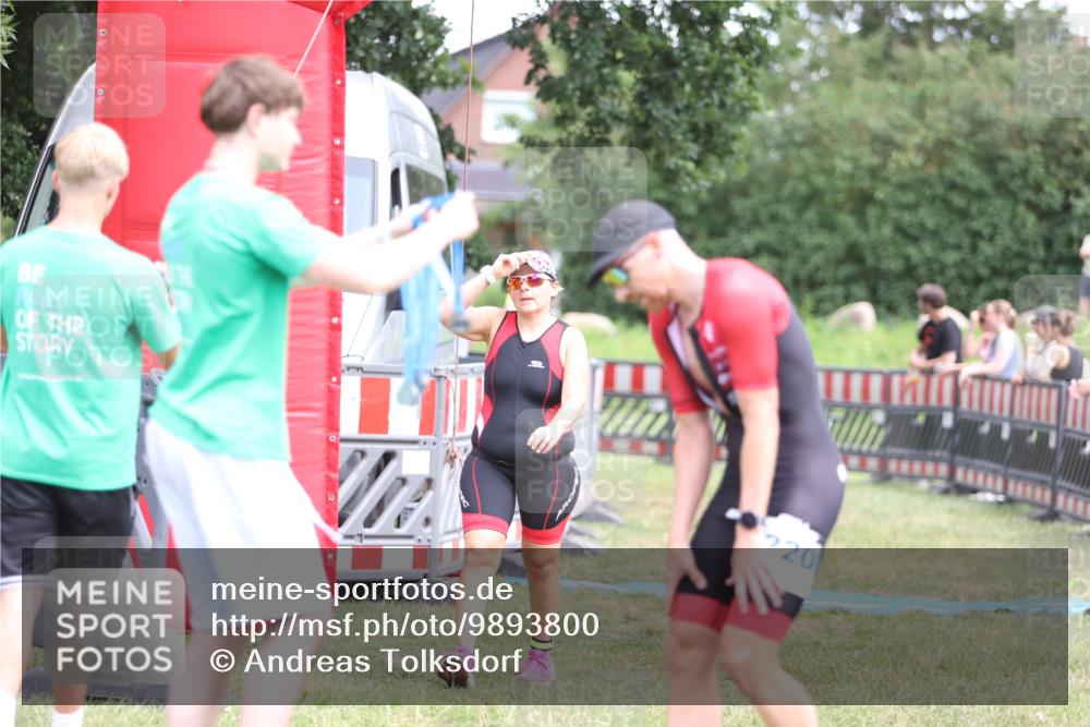 21.06.2026 - 29. Vierlanden-Triathlon Andreas Tolksdorf http://msf.ph/oto/9893800 21.06.2026 14:17:08 Ziel 89, 850, 1129, 1155, 1173, 89, 850, 1129, 1155, 1173 meine-sportfotos.de