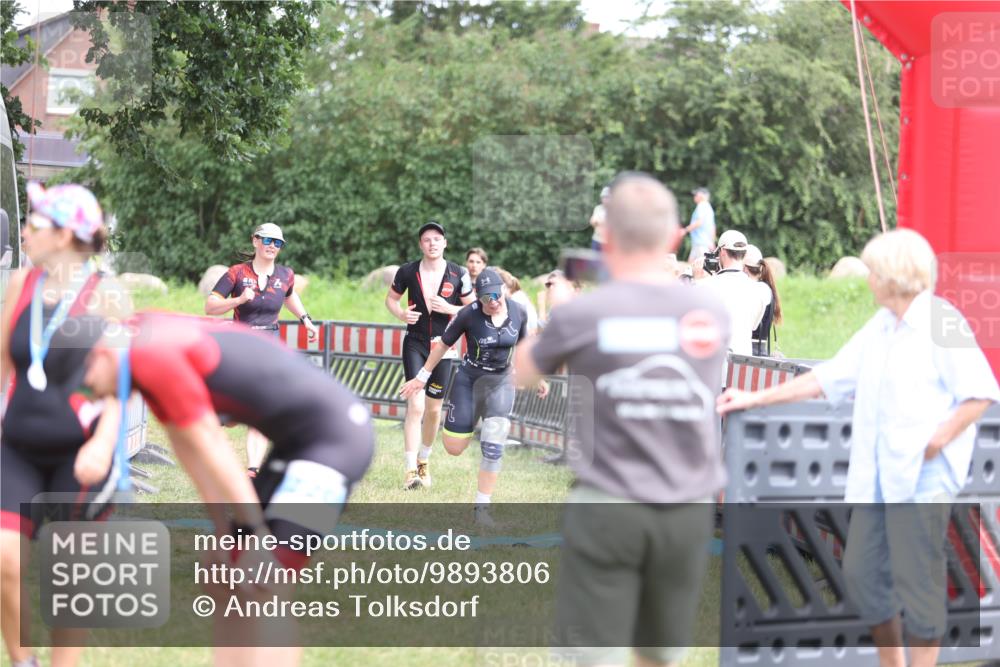 21.06.2026 - 29. Vierlanden-Triathlon Andreas Tolksdorf http://msf.ph/oto/9893806 21.06.2026 14:17:14 Ziel 89, 1129, 1155, 1173, 89, 1129, 1155, 1173 meine-sportfotos.de