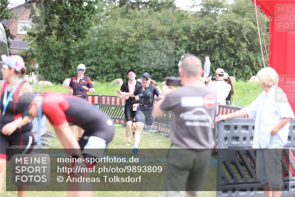 21.06.2026 - 29. Vierlanden-Triathlon Andreas Tolksdorf http://msf.ph/oto/9893809 21.06.2026 14:17:14 Ziel 89, 1129, 1155, 1173, 89, 1129, 1155, 1173 meine-sportfotos.de
