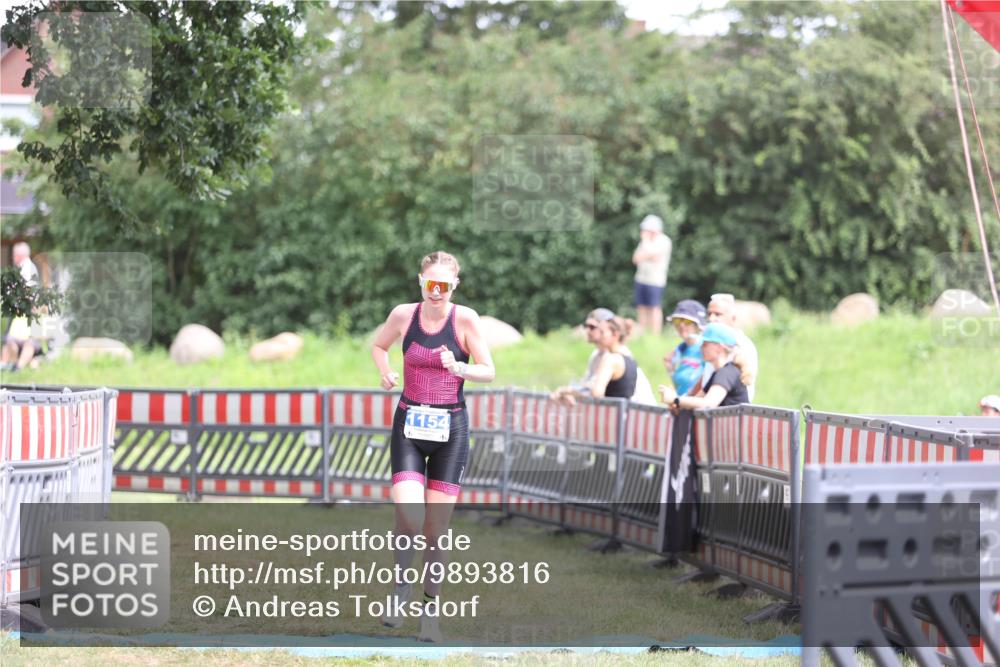21.06.2026 - 29. Vierlanden-Triathlon Andreas Tolksdorf http://msf.ph/oto/9893816 21.06.2026 14:17:53 Ziel 1154, 1154 meine-sportfotos.de