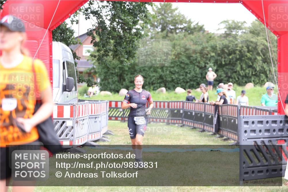 21.06.2026 - 29. Vierlanden-Triathlon Andreas Tolksdorf http://msf.ph/oto/9893831 21.06.2026 14:18:14 Ziel 1164, 1164 meine-sportfotos.de