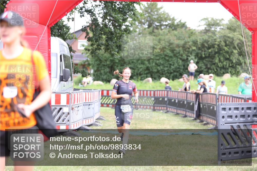 21.06.2026 - 29. Vierlanden-Triathlon Andreas Tolksdorf http://msf.ph/oto/9893834 21.06.2026 14:18:14 Ziel 1164, 1164 meine-sportfotos.de