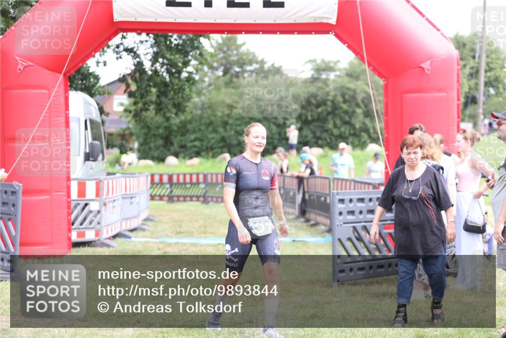 21.06.2026 - 29. Vierlanden-Triathlon Andreas Tolksdorf http://msf.ph/oto/9893844 21.06.2026 14:18:17 Ziel 1164, 1164 meine-sportfotos.de