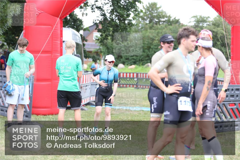 21.06.2026 - 29. Vierlanden-Triathlon Andreas Tolksdorf http://msf.ph/oto/9893921 21.06.2026 14:30:41 Ziel 183, 1137, 1172, 183, 1137, 1172 meine-sportfotos.de