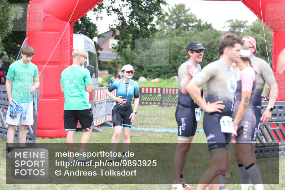 21.06.2026 - 29. Vierlanden-Triathlon Andreas Tolksdorf http://msf.ph/oto/9893925 21.06.2026 14:30:42 Ziel 183, 1137, 1172, 1180, 183, 1137, 1172, 1180 meine-sportfotos.de