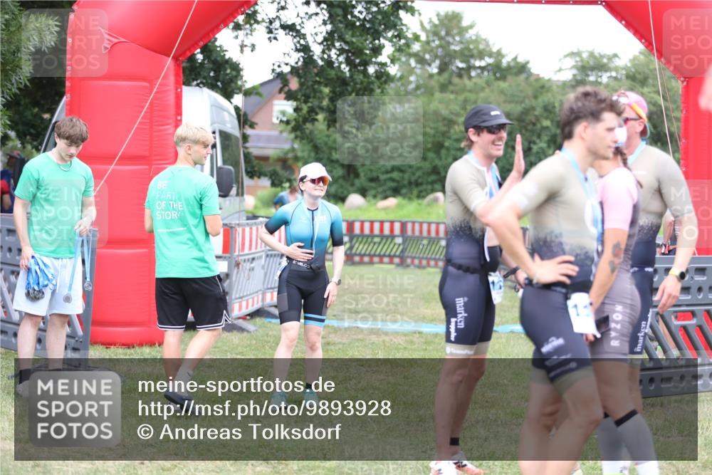 21.06.2026 - 29. Vierlanden-Triathlon Andreas Tolksdorf http://msf.ph/oto/9893928 21.06.2026 14:30:42 Ziel 183, 1137, 1172, 1180, 183, 1137, 1172, 1180 meine-sportfotos.de
