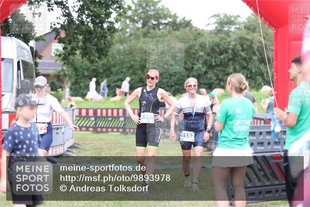 21.06.2026 - 29. Vierlanden-Triathlon Andreas Tolksdorf http://msf.ph/oto/9893978 21.06.2026 14:31:25 Ziel 277, 277 meine-sportfotos.de