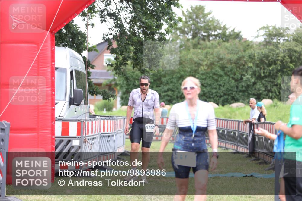 21.06.2026 - 29. Vierlanden-Triathlon Andreas Tolksdorf http://msf.ph/oto/9893986 21.06.2026 14:31:39 Ziel 1125, 1199, 1200, 1125, 1199, 1200 meine-sportfotos.de