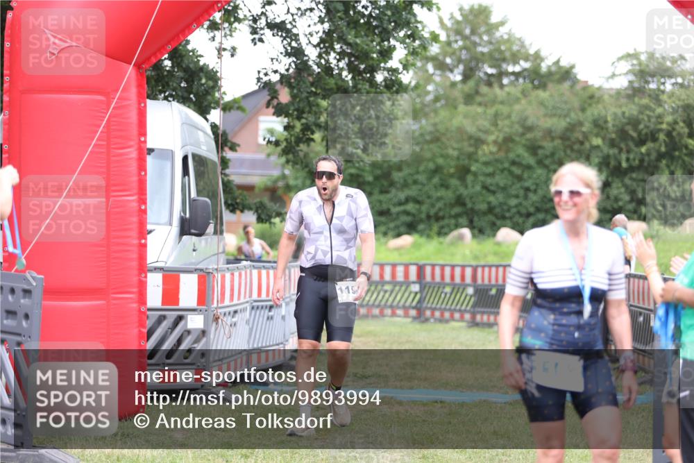 21.06.2026 - 29. Vierlanden-Triathlon Andreas Tolksdorf http://msf.ph/oto/9893994 21.06.2026 14:31:40 Ziel 1125, 1199, 1200, 1125, 1199, 1200 meine-sportfotos.de