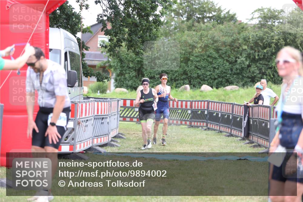 21.06.2026 - 29. Vierlanden-Triathlon Andreas Tolksdorf http://msf.ph/oto/9894002 21.06.2026 14:31:44 Ziel 1125, 1200, 1125, 1200 meine-sportfotos.de