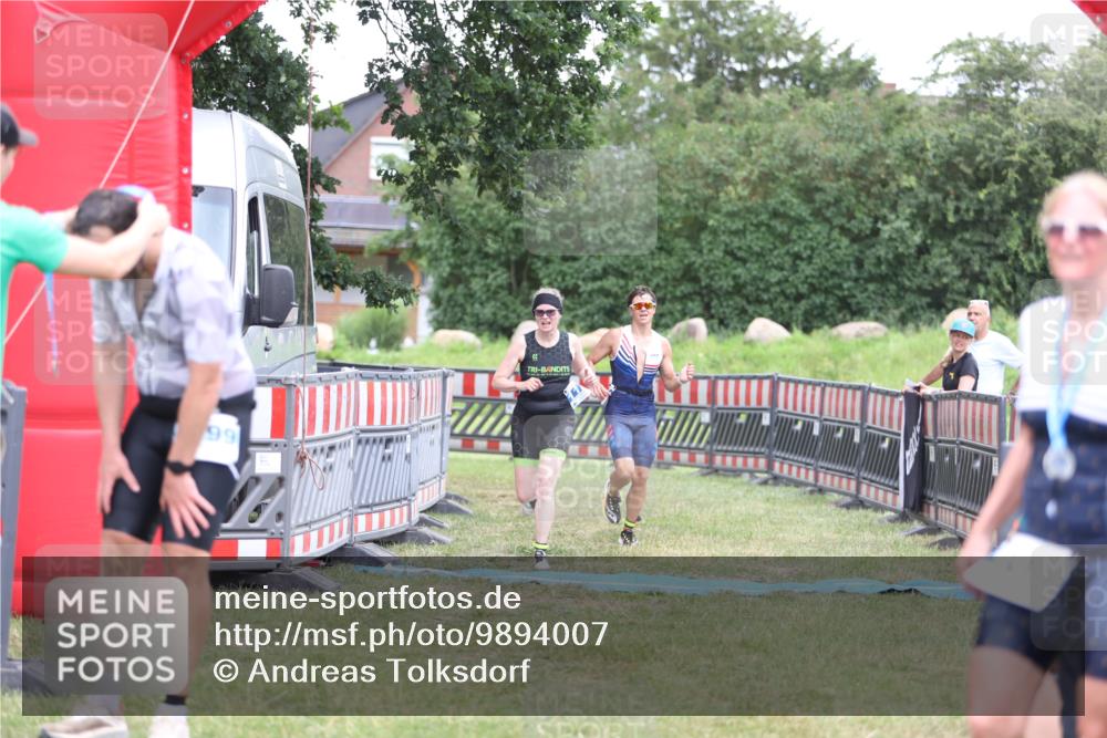 21.06.2026 - 29. Vierlanden-Triathlon Andreas Tolksdorf http://msf.ph/oto/9894007 21.06.2026 14:31:44 Ziel 1125, 1200, 1125, 1200 meine-sportfotos.de