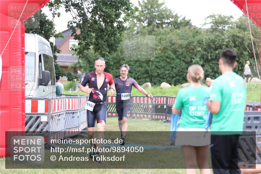 21.06.2026 - 29. Vierlanden-Triathlon Andreas Tolksdorf http://msf.ph/oto/9894050 21.06.2026 14:33:19 Ziel 1193, 1209, 1224, 1193, 1209, 1224 meine-sportfotos.de