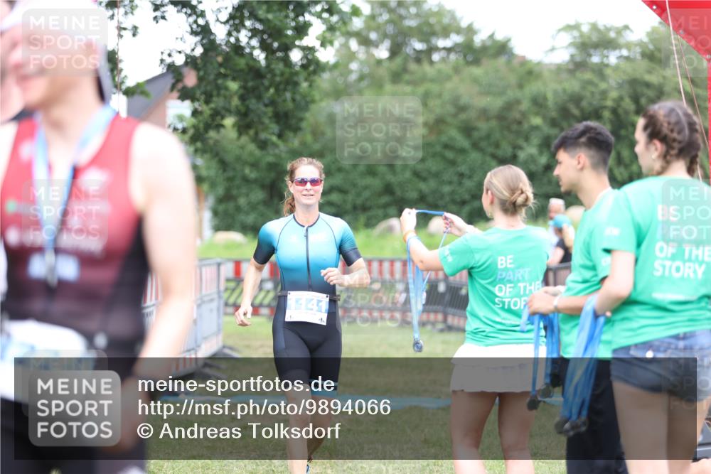 21.06.2026 - 29. Vierlanden-Triathlon Andreas Tolksdorf http://msf.ph/oto/9894066 21.06.2026 14:33:40 Ziel 1141, 1227, 1141, 1227 meine-sportfotos.de