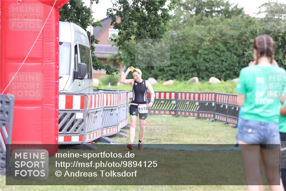 21.06.2026 - 29. Vierlanden-Triathlon Andreas Tolksdorf http://msf.ph/oto/9894125 21.06.2026 14:36:25 Ziel 228, 1178, 228, 1178 meine-sportfotos.de