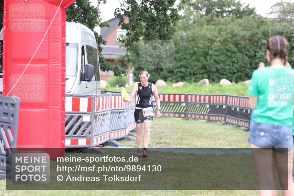 21.06.2026 - 29. Vierlanden-Triathlon Andreas Tolksdorf http://msf.ph/oto/9894130 21.06.2026 14:36:25 Ziel 228, 1178, 228, 1178 meine-sportfotos.de