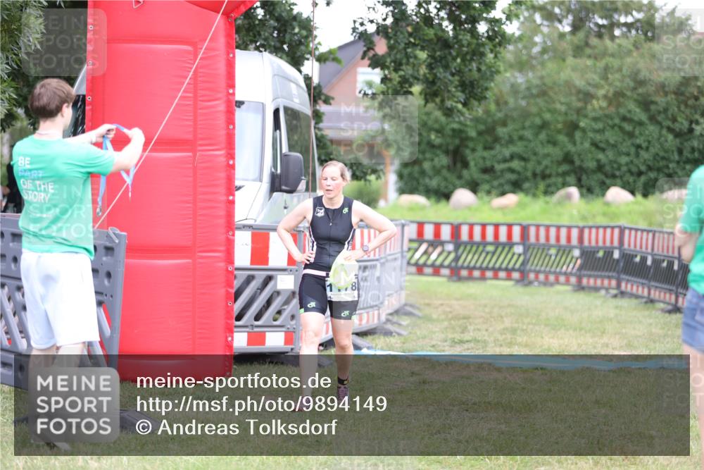 21.06.2026 - 29. Vierlanden-Triathlon Andreas Tolksdorf http://msf.ph/oto/9894149 21.06.2026 14:36:28 Ziel 228, 1178, 228, 1178 meine-sportfotos.de