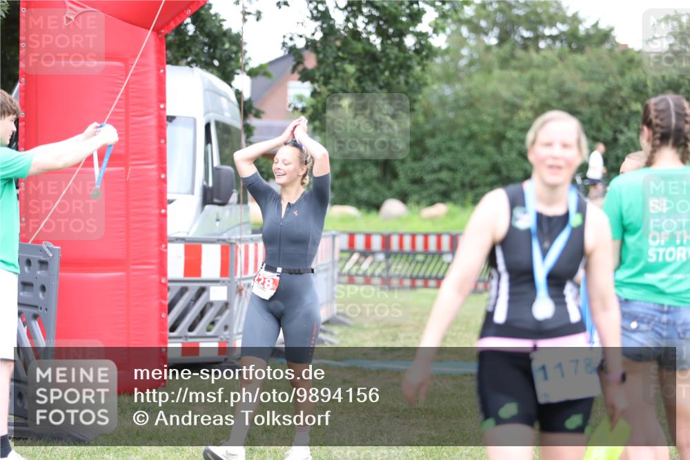 21.06.2026 - 29. Vierlanden-Triathlon Andreas Tolksdorf http://msf.ph/oto/9894156 21.06.2026 14:36:39 Ziel 228, 228 meine-sportfotos.de