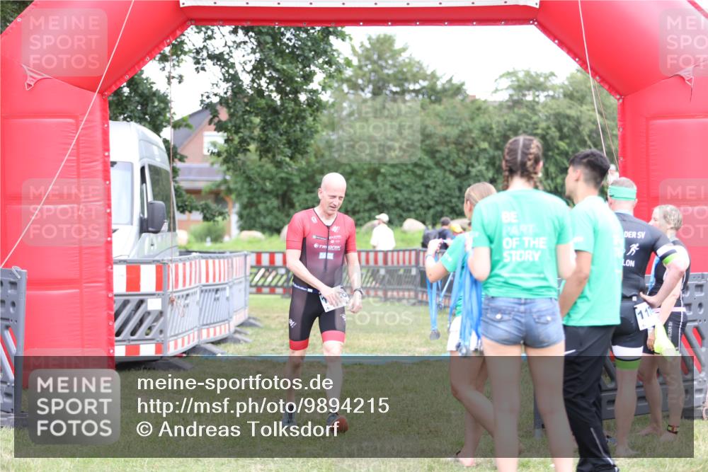 21.06.2026 - 29. Vierlanden-Triathlon Andreas Tolksdorf http://msf.ph/oto/9894215 21.06.2026 14:37:53 Ziel 1226, 1226 meine-sportfotos.de