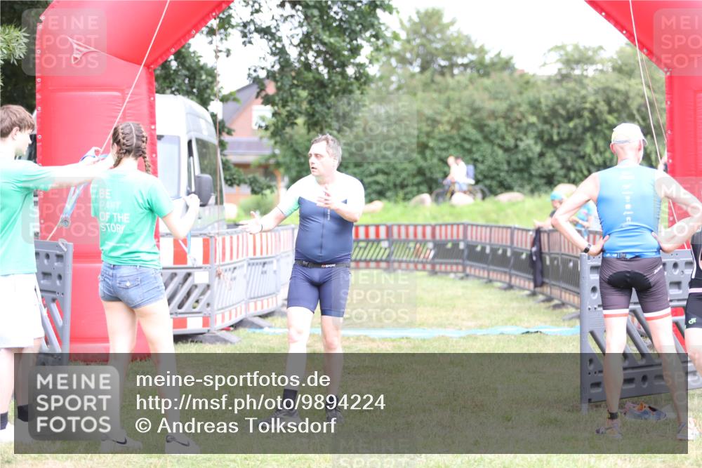 21.06.2026 - 29. Vierlanden-Triathlon Andreas Tolksdorf http://msf.ph/oto/9894224 21.06.2026 14:41:22 Ziel 1189, 1189 meine-sportfotos.de