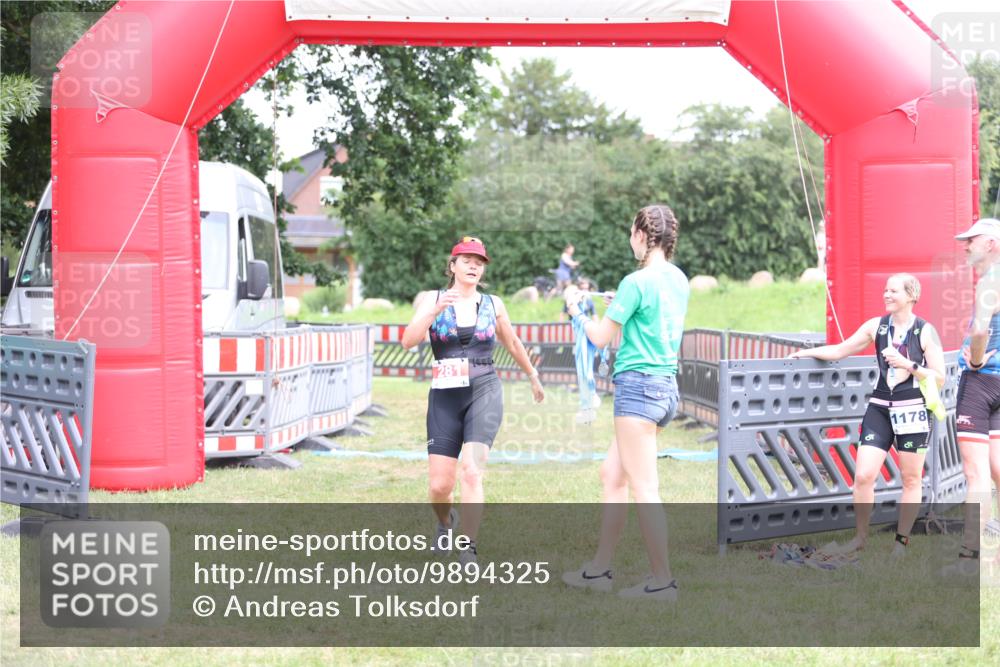 21.06.2026 - 29. Vierlanden-Triathlon Andreas Tolksdorf http://msf.ph/oto/9894325 21.06.2026 14:45:46 Ziel 281, 281 meine-sportfotos.de