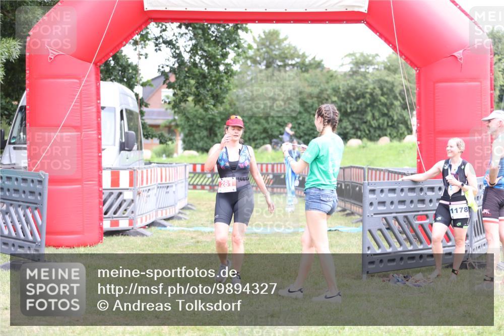 21.06.2026 - 29. Vierlanden-Triathlon Andreas Tolksdorf http://msf.ph/oto/9894327 21.06.2026 14:45:46 Ziel 281, 281 meine-sportfotos.de