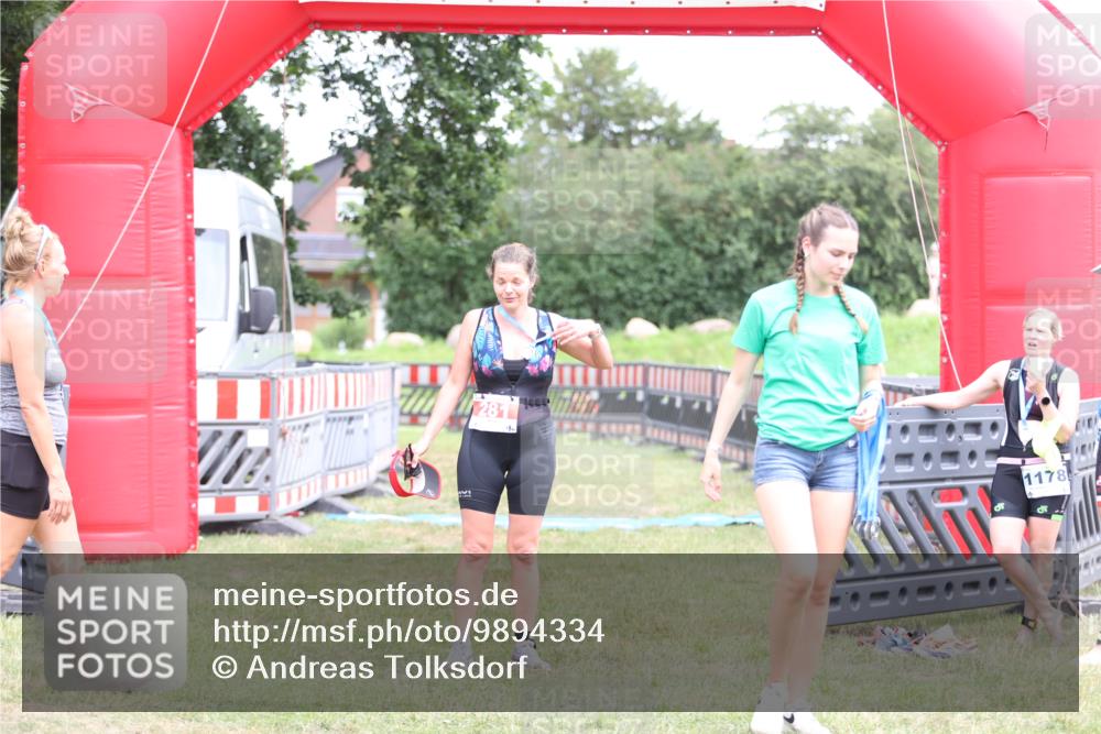 21.06.2026 - 29. Vierlanden-Triathlon Andreas Tolksdorf http://msf.ph/oto/9894334 21.06.2026 14:45:52 Ziel  meine-sportfotos.de