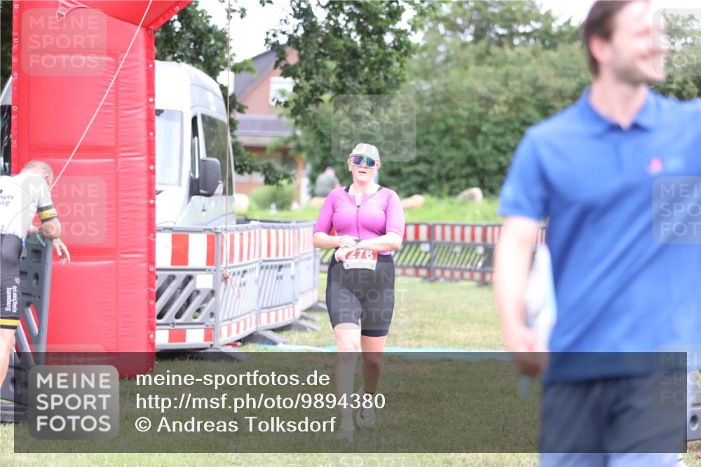 21.06.2026 - 29. Vierlanden-Triathlon Andreas Tolksdorf http://msf.ph/oto/9894380 21.06.2026 14:47:14 Ziel 276, 1208, 276, 1208 meine-sportfotos.de