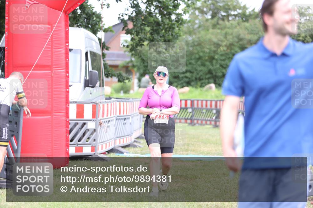 21.06.2026 - 29. Vierlanden-Triathlon Andreas Tolksdorf http://msf.ph/oto/9894381 21.06.2026 14:47:14 Ziel 276, 1208, 276, 1208 meine-sportfotos.de