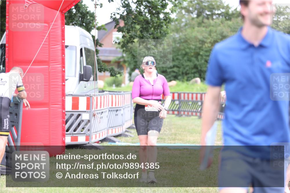 21.06.2026 - 29. Vierlanden-Triathlon Andreas Tolksdorf http://msf.ph/oto/9894385 21.06.2026 14:47:14 Ziel 276, 1208, 276, 1208 meine-sportfotos.de